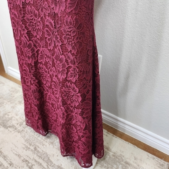 NWT Betsy & Adam Mock Open-Back Burgandy Lace Gown Size 10 - Picture 11 of 15